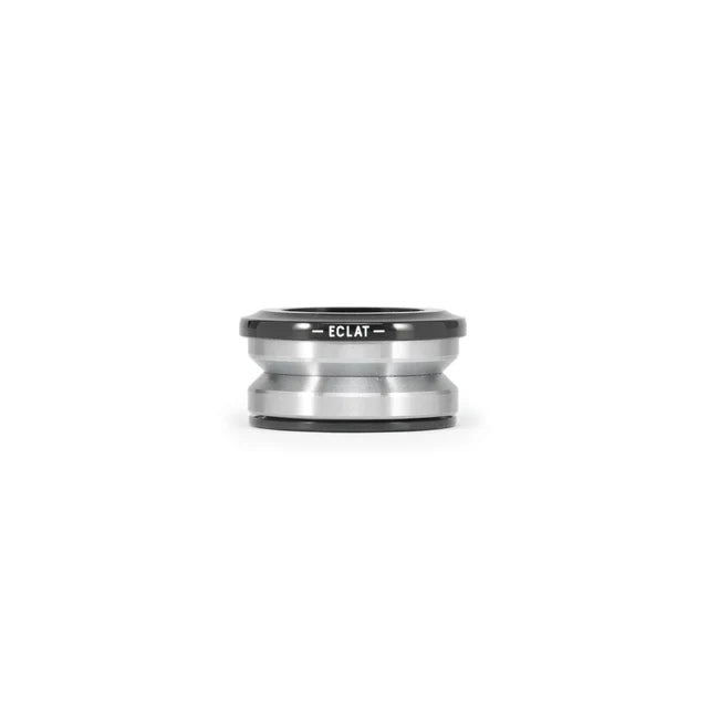 Éclat Wave 6 Integrated Headset, silver/polished finish with a black top cap, featuring the ÉCLAT logo etching.