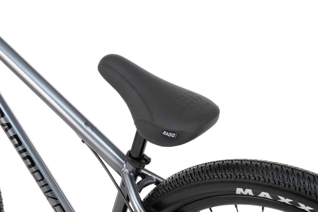 Asura Pro Complete Bike by Radio Bikes Graphit Silver