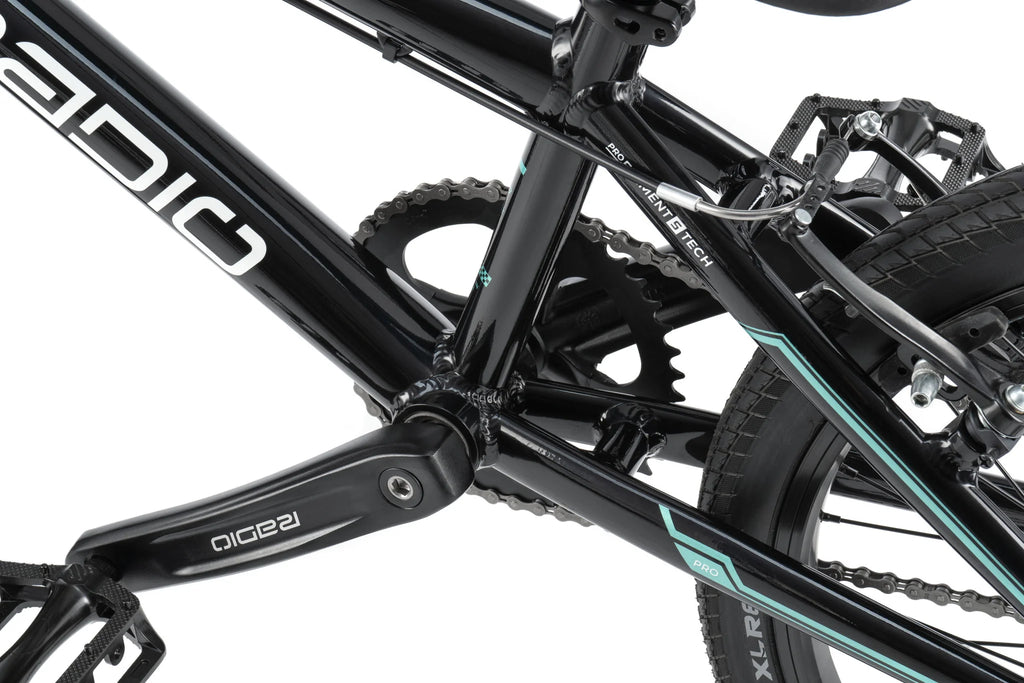 Cobalt Pro Complete Bike by Radio Bikes