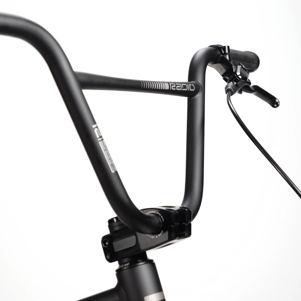Quartz Pro Complete Bike by Radio Bikes