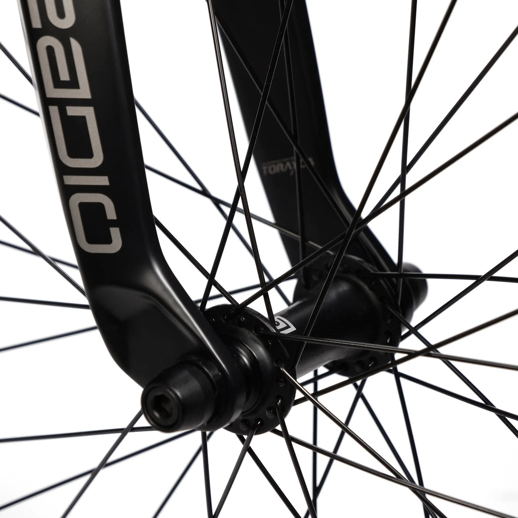 Quartz Pro Complete Bike by Radio Bikes