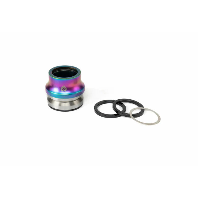 Éclat Wave 22 Integrated Headset disassembled, featuring a vibrant satin oilslick (rainbow/neochrome) top cap and included spacer rings in black and silver.