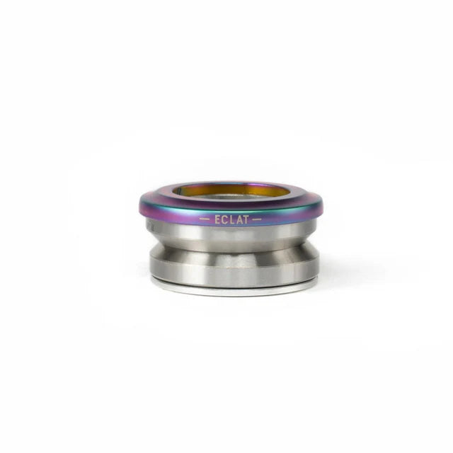 Éclat Wave 6 Integrated Headset, assembled view, with a vibrant satin oilslick (rainbow/neochrome) top cap and ÉCLAT logo.